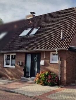Sehr schöne, modernisierte Doppelhaushälfte in Emden Borssum - Emden