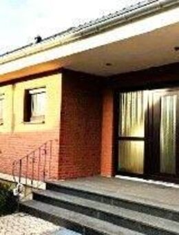 **Impulsanter Winkelbungalow zentrumsnah** - Rheinbach
