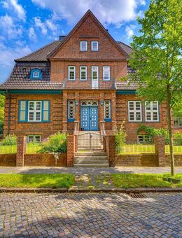 FL Westliche Höhe /Friesischer Berg: Altbauvilla in begehrter Lage mit viel Potenzial - Flensburg