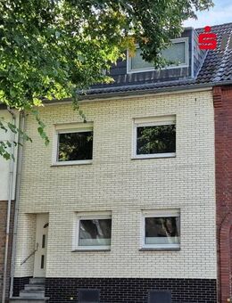 Gepflegtes Einfamilienhaus mit drei Bädern und Sonnengarten im Herzen von Würselen - Würselen