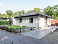 Schöner Bungalow mit zwei Garagen und Garten in Kerpen ! - Kerpen (Kolpingstadt)