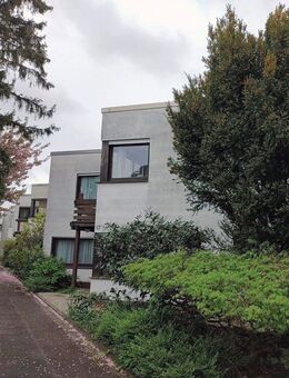 Großzügiges Reihenmittelhaus in Muffendorf mit Einliegerwohnung und sonnigem Atriumgarten - Bonn