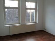 Zweiraumwohnung Nähe Zentrum, Küche, Bad mit Fenster, Balkon ( WG geeignet) - Erfurt