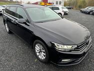 VW Passat Variant, 2.0 TDI Business PDCvo hi FRONT LIGHT, Jahr 2021 - Boxberg (Baden-Württemberg)