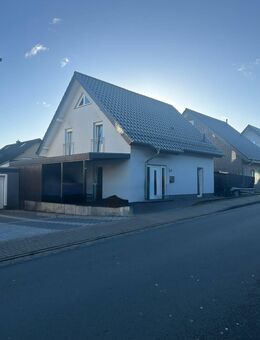 Willkommen in Ihrem neuen Zuhause. Top gepflegtes Einfamilienhaus in Bielefeld. - Bielefeld