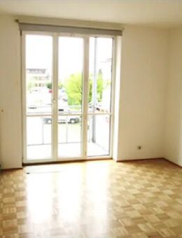 Inklusiver Tiefgaragenstellplatz! Renovierte, schicke Zweizimmer Wohnung zu verkaufen - Freilassing