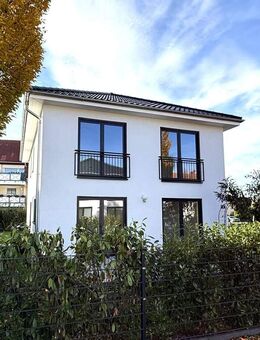 Sofort bezugsfertig! Einfamilienhaus BJ 2022 Top-Lage bei Leipzig & Halle 143 qm und 5 Zimmer - Sandersdorf Brehna