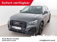 Audi Q2, S line 35 TFSI, Jahr 2022 - Berlin