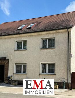 Stadthaus mit drei Wohneinheiten, Bäckerei-Ladengeschäft und Bäckerei - Milower Land