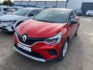 Renault Captur, TCe Mild Hybrid 140 GPF EVOLUTION, Jahr 2022 - Ludwigsburg