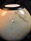 Original afrikanischer Teelichthalter aus einer Bamboo Frucht mit Motiv hell in 63755