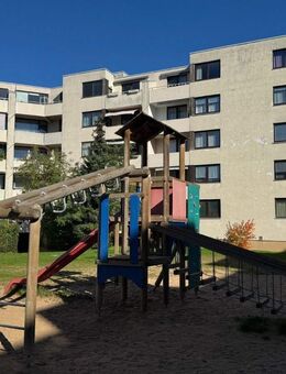 Über den Dächern Ansbachs wohnen und sofort einziehen. 3-Zimmer-Wohnung mit Aufzug und Stellplatz - Ansbach