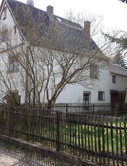 Ein.- bis Zweifamilienhaus aus Bankenverwertung zum sanieren. - Crimmitschau