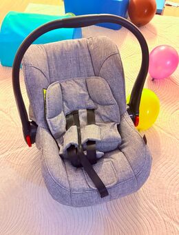Maxi Cosi ähnlich für Babys mit Neugeborenen Einsatz | ABC Design - Bad Salzuflen Werl-Aspe