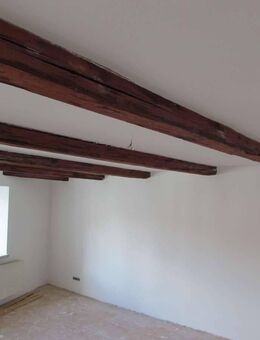 Renditeobjekt! Saniertes Mehrfamilienhaus direkt am Markt !Wenige Meter bis zur Saale.. - Alsleben (Saale)