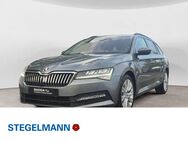 Skoda Superb, 2.0 TDI Combi Ambition, Jahr 2024 - Lemgo