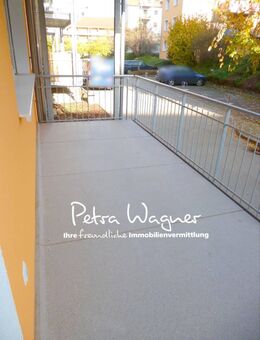 Bezugsfrei zum 01.10.2025 - beliebt im Stühlinger. Attraktive 2-Zi-Whg. mit EBK, Balkon u. Loggia - Freiburg (Breisgau)