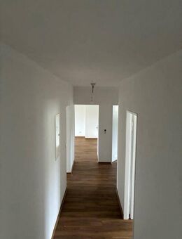Praktische 3,5-Zimmer Wohnung mit neuen Bodenbelägen zu vermieten - Schlüchtern