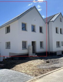 Vermietete, frisch fertiggestellt Eigentumswohnung im Einfamilienhausstil in Welschen Ennest (WE6) - Kirchhundem