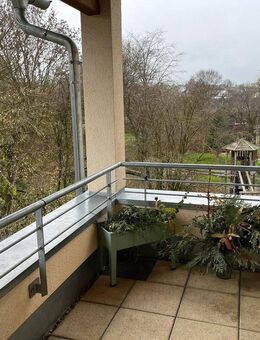 Sehr schöne - 2-Zimmer-Wohnung mit Balkon - Hattenhofen (Baden-Württemberg)