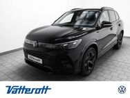 VW Tiguan, 2.0 TDI R-Line, Jahr 2022 - Holzminden