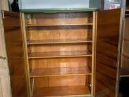 Echtholz-Kleiderschrank, Vintage, guter Zustand - Köln