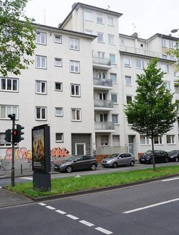 3-Zimmerwohnung mit Balkon in zentrale Lage zwischen Dom und Mediapark - Köln