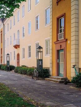 Stadtnahe Wohnung mit Einbauküche // 2.OG rechts - Wolfsburg