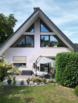 Traumhaftes Architektenhaus mit ELW in idyllischer Umgebung - Mömbris