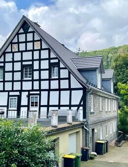 Dreifamilienhaus - Lennestadt