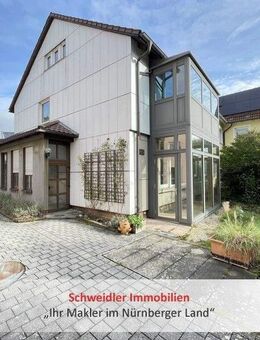 Für Eigennutzer und Anleger: Doppelhaushälfte mit 2 Whg. & Garage in der Nürnberger-Kettelersiedlung - Nürnberg