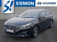 Hyundai i30, 1.0 T-GDi FL Kombi 7 Edition 30 Mehrzonenklima, Jahr 2021 - Emsdetten