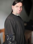 Eine Frau mit Tradition in 02826