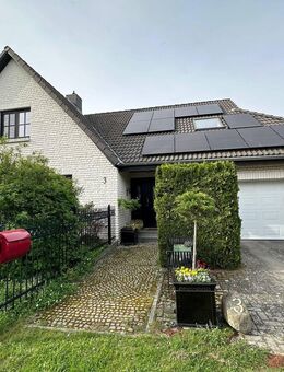 Wunderschönes Landhaus Haus mit Schwimmhalle Pool 3600qm Garten vor den Toren Berlins - Neuhardenberg