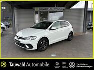 VW Polo, 1.0 TSI Life IQ PARK APP, Jahr 2024 - Erlangen