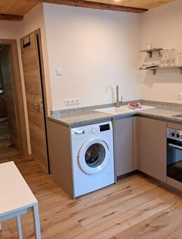 Wohnen auf Zeit ~ möblierte Ferienwohnung 40 qm ~ für eine Person ~ Pendler / Geschäftsreisende / Monteure - Meßstetten