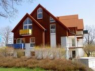 Schöne 4-Raum Wohnung im 2. OG eines Mehrfamilienhauses mit Balkon zu vermieten - Ilmenau