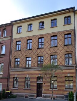 Direkt an der Universität: Rentables Mietshaus in erstklassigem Zustand - Kassel