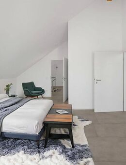 FAMILIENTRAUM IN KARBEN - NEUBAU-MEHRGENERATIONENHAUS mit AUFZUG und PARK !!!! - Karben