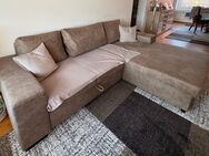 Neuwertiges Ecksofa mit Bettfunktion und grossem Stauraum