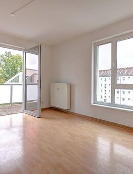Altengerechtes Wohnen - Tolle 2 Zi. Wohnung mit Balkon + Fahrstuhl im Seebadcenter Wendorf. - Wismar