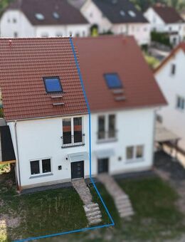 Wohnglück auf drei Etagen - stilvolle Doppelhaushälfte mit Weitblick in Steinau an der Straße - Steinau (Straße, Brüder-Grimm-Stadt)