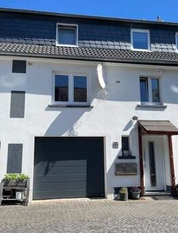 Sanierte 5-Zimmerwohnung in ruhiger Lage von Winnen - Winnen