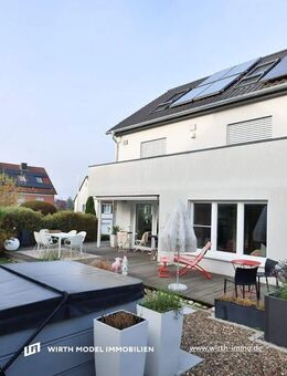 Hochwertig saniertes freistehendes Einfamilienhaus mit drei Garagen in Bestlage am Steinberg - Schweinfurt