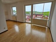 Sbr.- Fechingen * schöne, helle 3 ZKB + Balkon & Gäste-WC * * Frei ab 01.08.2025* - Saarbrücken