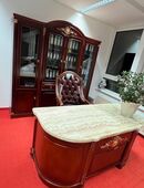 Büro-Set: Massivholz-Bücherschrank, Schreibtisch aus NATUR-ONYXMARMOR & Ledersessel in 22453
