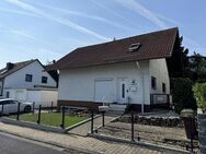 Freistehendes Einfamilienhaus mit schönem Grundstück in Maintal - Maintal