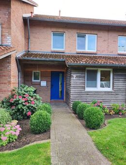 Charmantes Mittelreihenhaus in ruhiger Wohnlage & sonniger Dachterrasse - Albersdorf (Schleswig-Holstein)