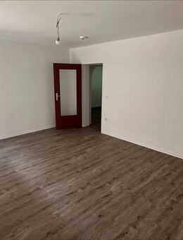 Frisch saniert: Weitläufige 3-Zimmer-Wohnung mit Balkon - Garmisch-Partenkirchen