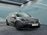 VW Golf, 2.0 TSI R 8 IQ LIGHT H&K ALU19, Jahr 2023 - München